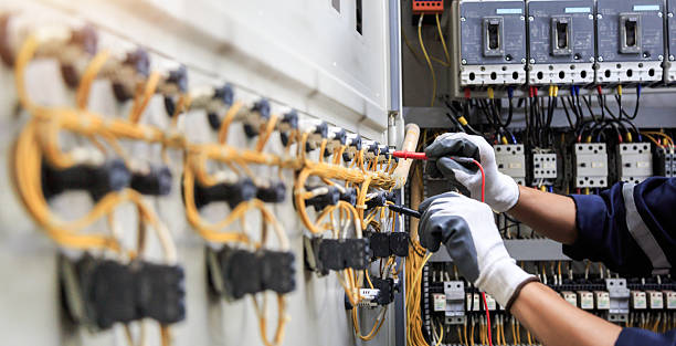 Professional Electrician technician working in Prescott, AR